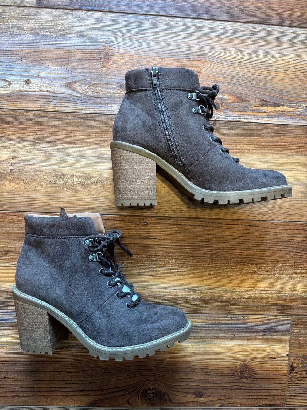 Women's Brown Suede Lace-Up Block Heel Ankle Boots